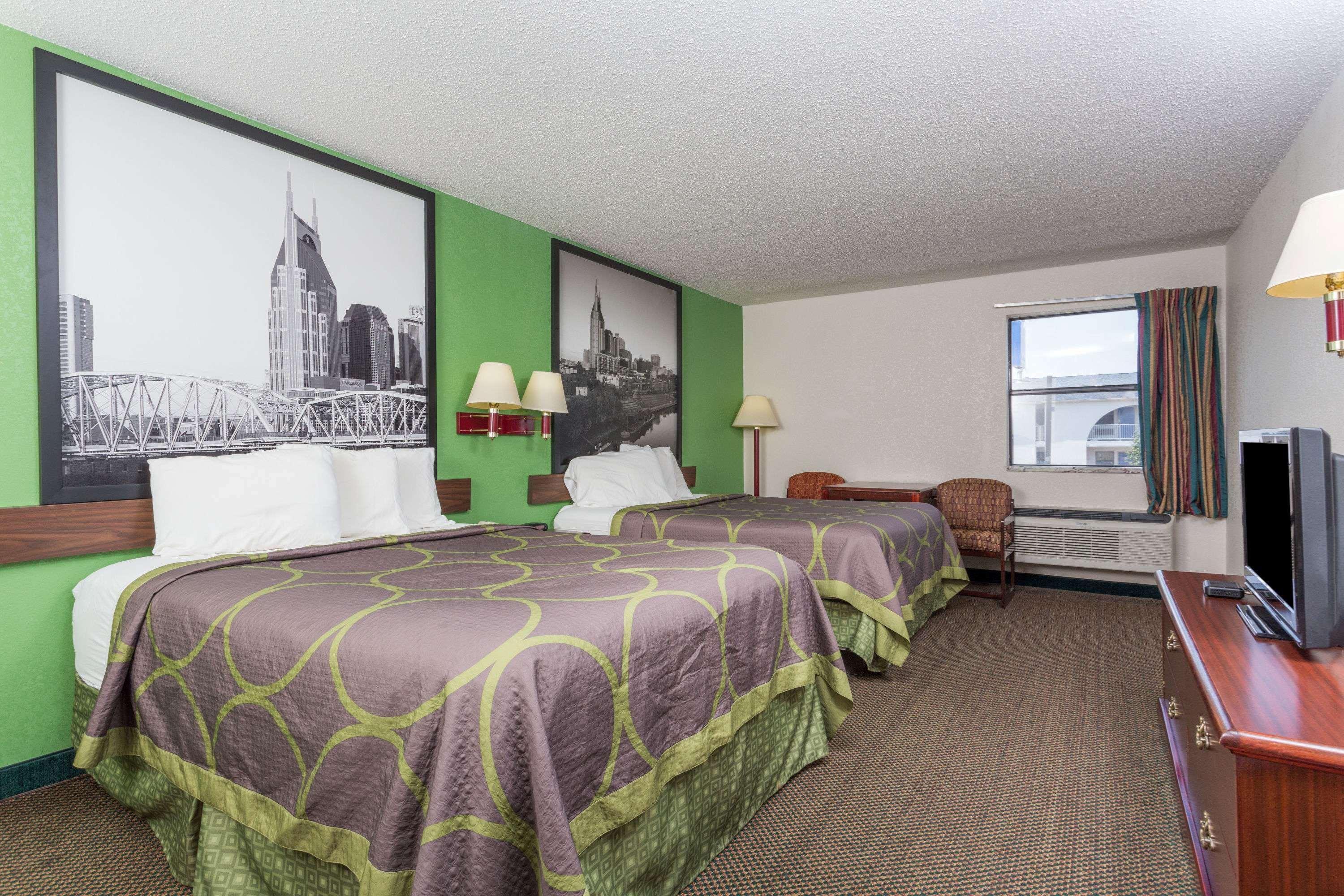 Hotel Super 8 By Wyndham Dickson