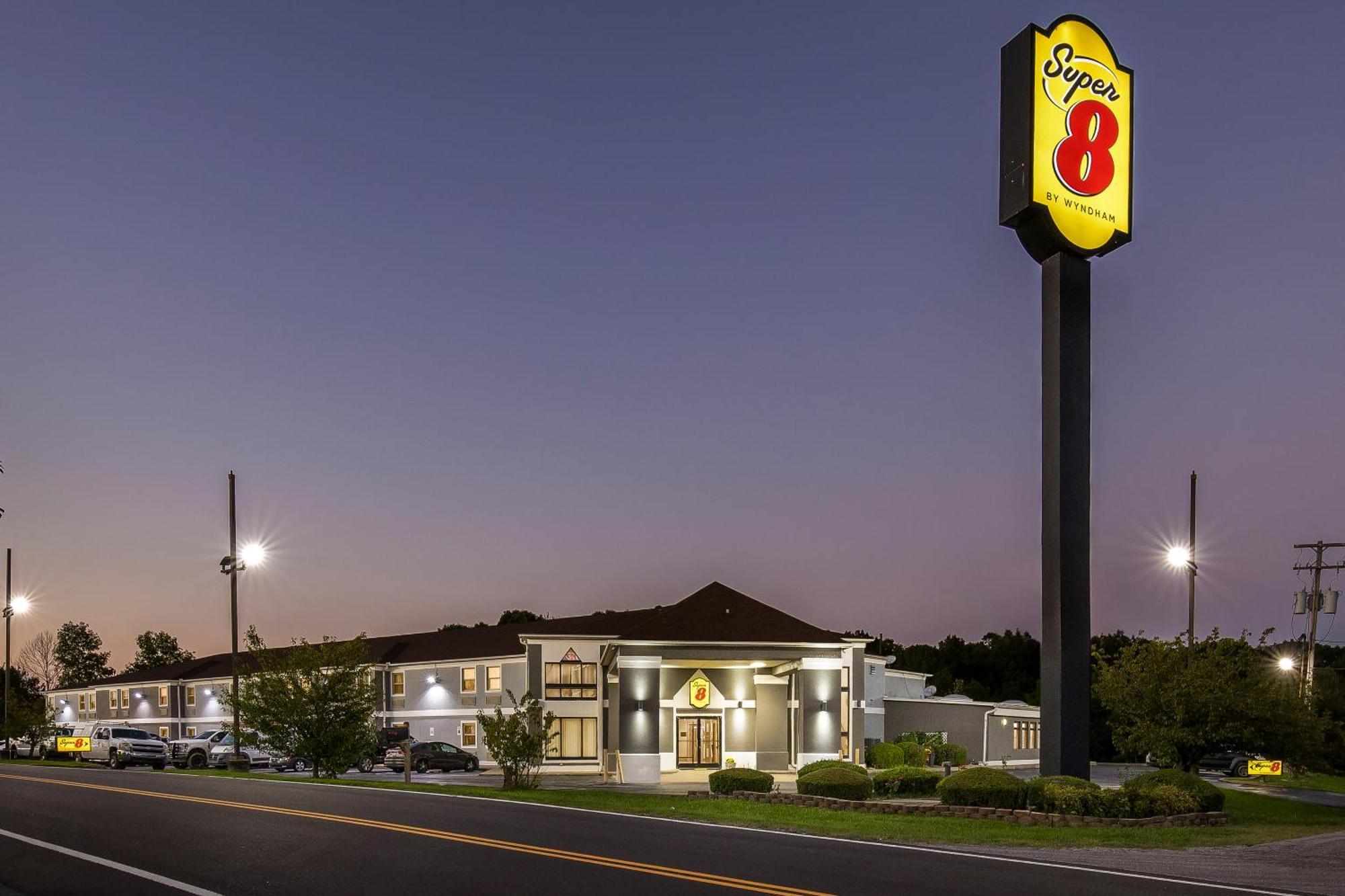 Super 8 By Wyndham 2*