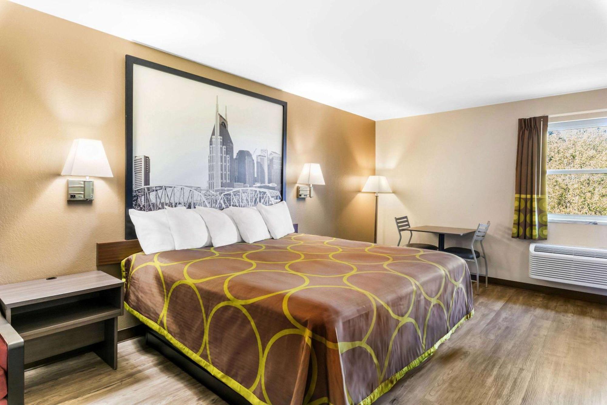 Super 8 By Wyndham 2*